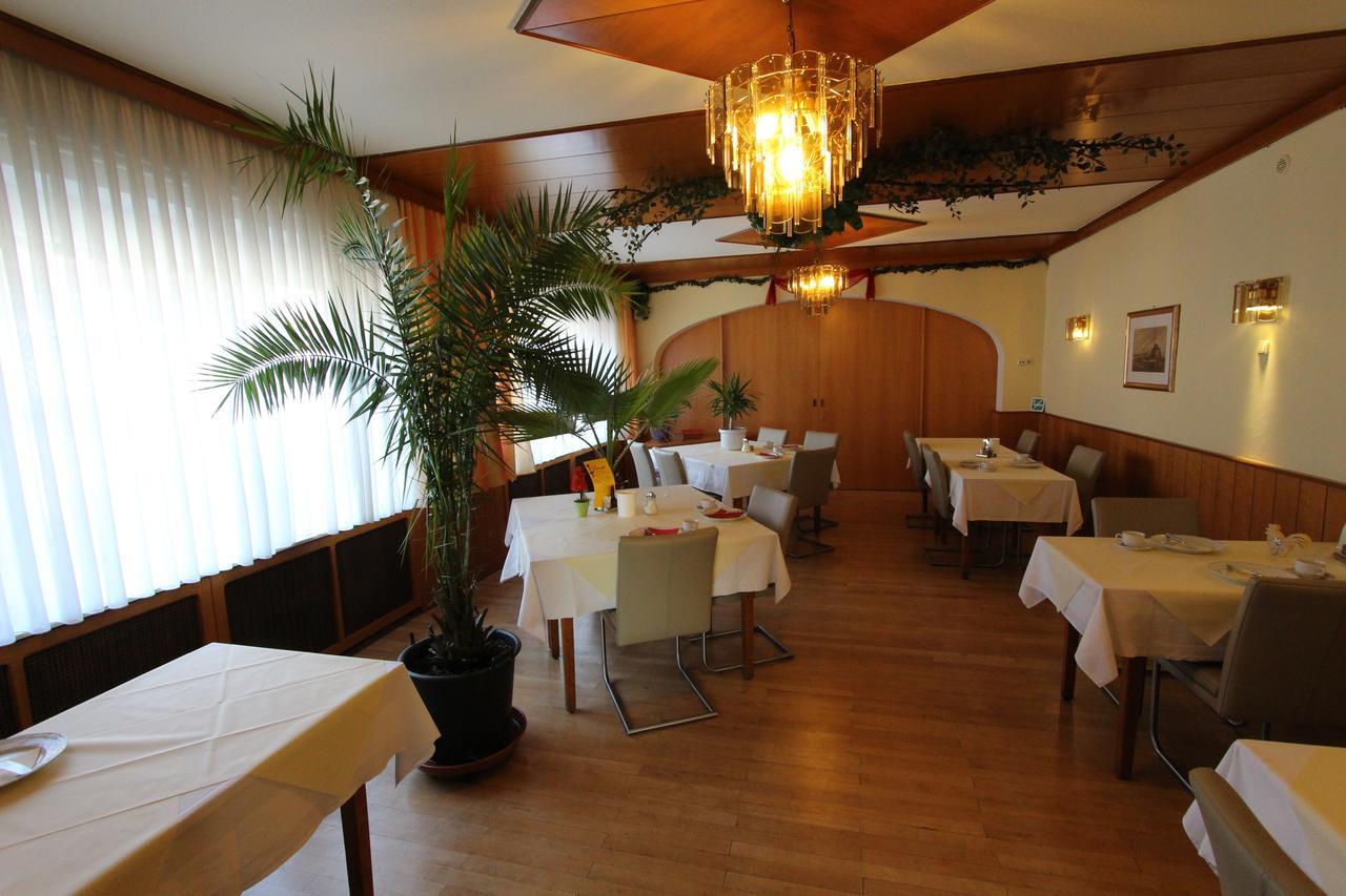Hotel Pension Leiner Neusiedl am See Exterior photo